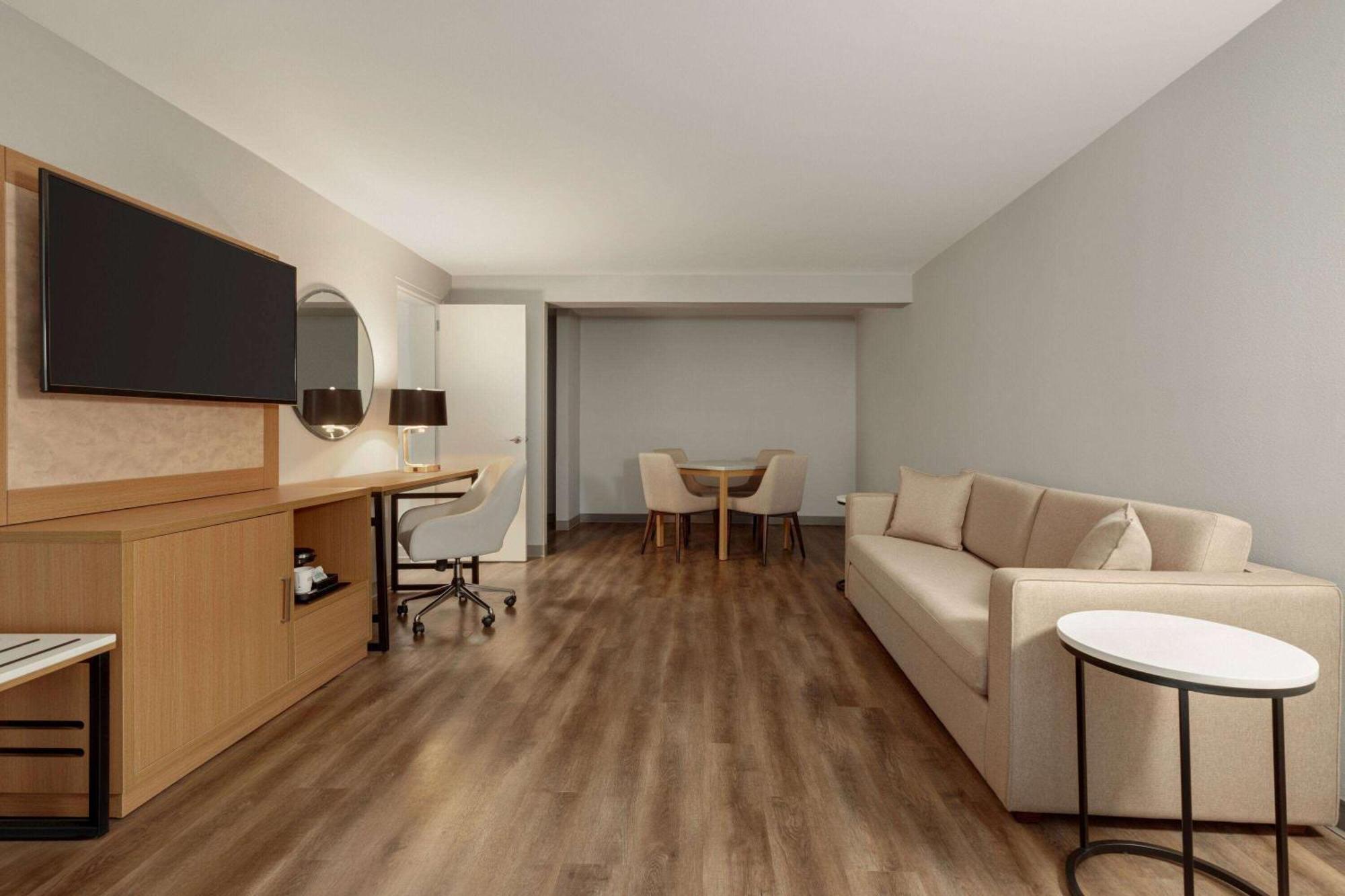 Wyndham Garden Atlanta Airport Hotel College Park Buitenkant foto